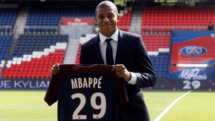 2. Kylian Mbappe z AS Monaco do Paris Saint-Germain za 180 mln Euro (2018/19).