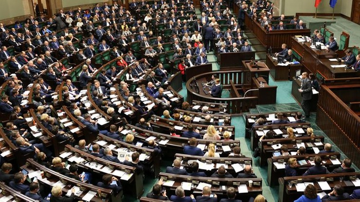 Prawo o zgromadzeniach. Sejm przyjął poprawki Senatu
