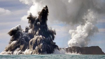 Karaibom zagraża potężne tsunami. Podwodny wulkan Kick'em Jenny może w każdej chwili wybuchnąć