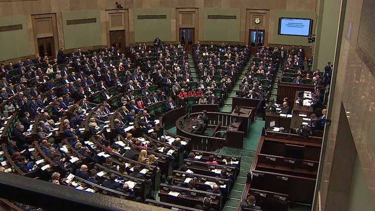 Połowa polaków niezadowolona z pracy rządu