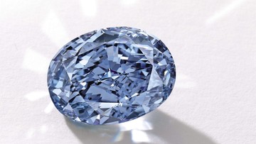 Prawie 32 mln dolarów za niebieski diament. Najdroższy kamień w Azji poszedł pod młotek