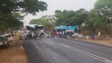Czołowe zderzenie autobusów w Zimbabwe. Nie żyje co najmniej 47 osób