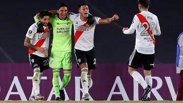 Copa Libertadores: Wygrana River Plate z pomocnikiem w roli bramkarza (WIDEO)