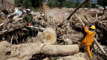 Już 301 ofiar lawiny błotnej w Kolumbii, ponad 300 zaginionych