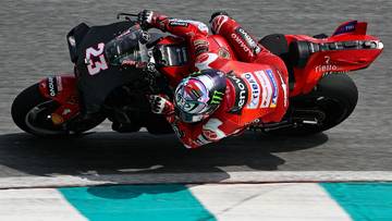 Rekordy, rekordy, rekordy - drugi dzień testów MotoGP na torze Sepang