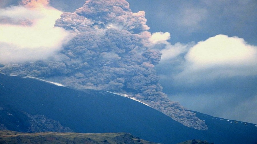 Erupcja wulkanu Etna we Włoszech. Fot. INGV.
