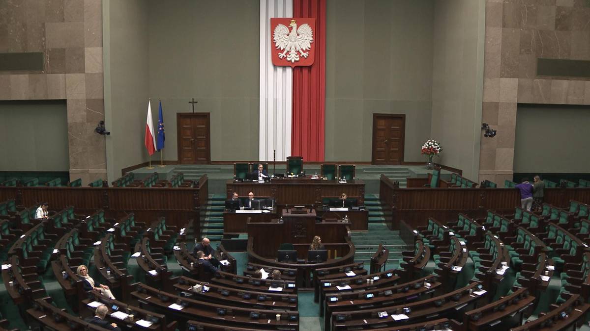 The opposition is on a par with the coalition. amazing  situation in the Sejm
