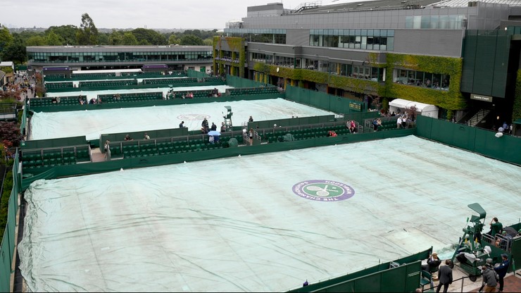 Wimbledon: Deszcz utrudnia rozegranie wtorkowych meczów