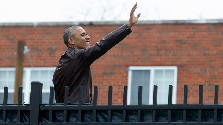 Obama opuszcza Biały Dom z poparciem 58 proc. Amerykanów
