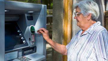 Druga waloryzacja emerytur w 2025? Oto możliwe scenariusze