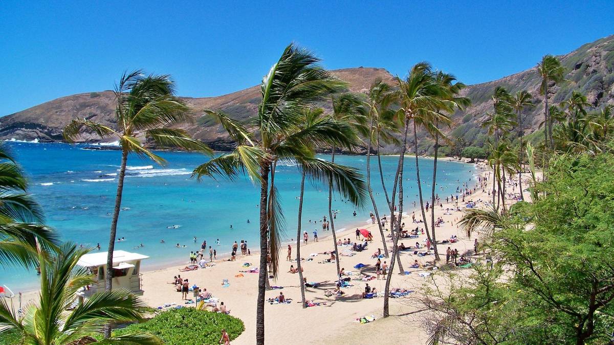 Rosyjski statek szpiegowski u wybrzeży stanu USA. Straż w gotowości