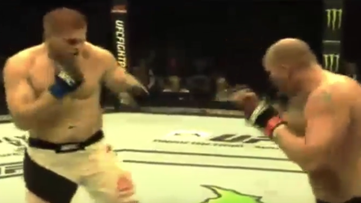 UFC w Zagrzebiu: Tybura przegrywa po raz pierwszy w dywizji ciężkiej. Johnson okazał się za silny