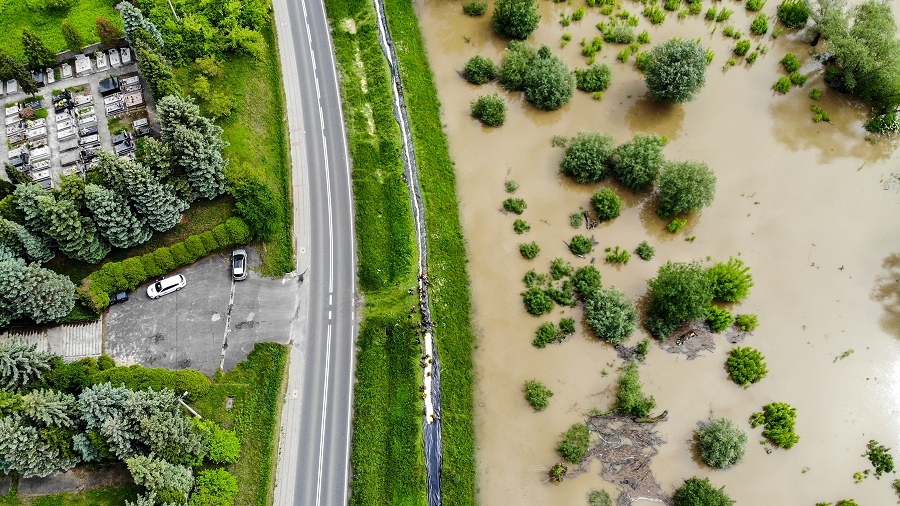 28.05.2019 11:00 Zalało ich w niecałą godzinę. Stracili wszystko. Te zdjęcia ściskają serce i uczą pokory wobec przyrody