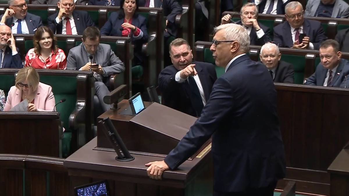 Awantura w Sejmie. Czarnek wstał i krzyczał po słowach Giertycha