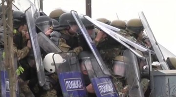 Macedonia: policja starła się z imigrantami