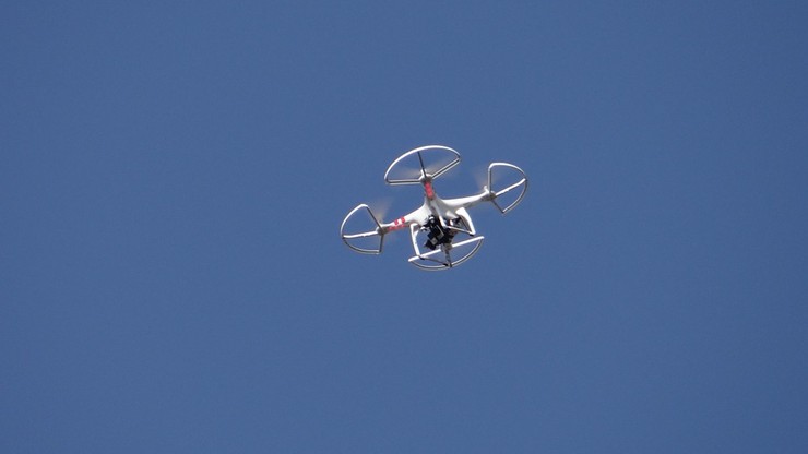 Prokuratura przejęła sprawę rozbitego drona. Spadł w pobliżu granicy z Rosją. RMF: bezzałogowy samolot szpiegowski