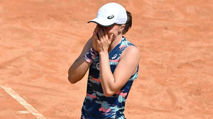 Łzy radości Igi Świątek po zwycięstwie w turnieju WTA w Rzymie