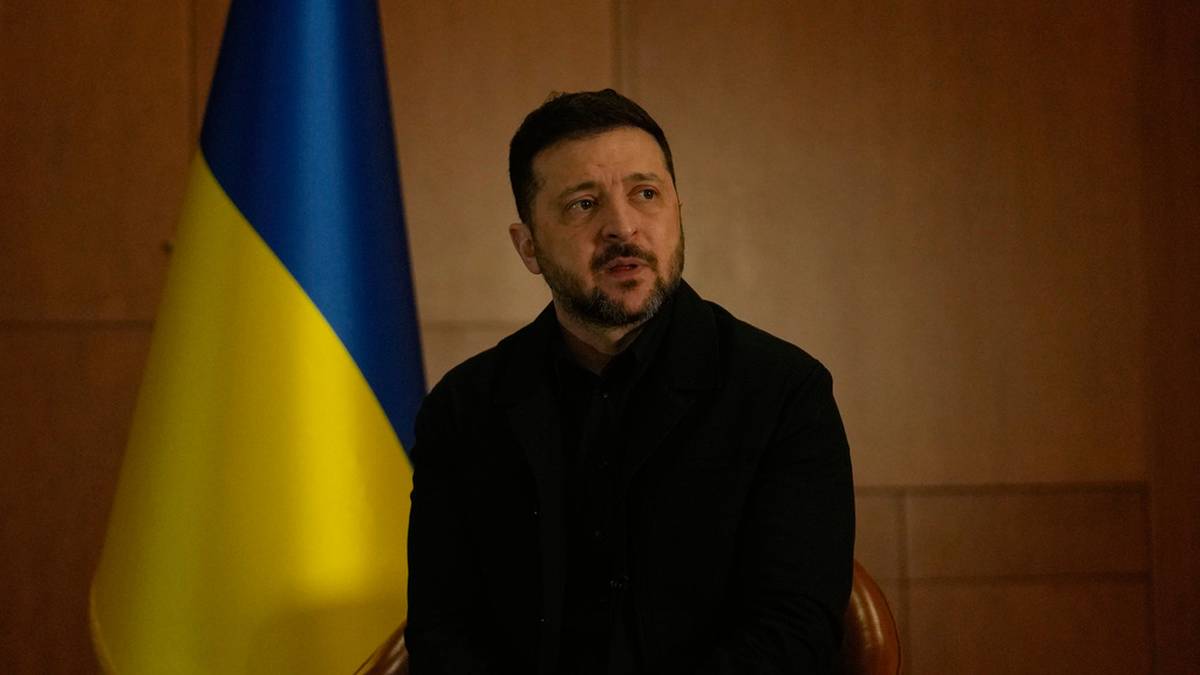 Konflikt w armii Ukrainy. Zełenski odsuwa kluczowego ministra