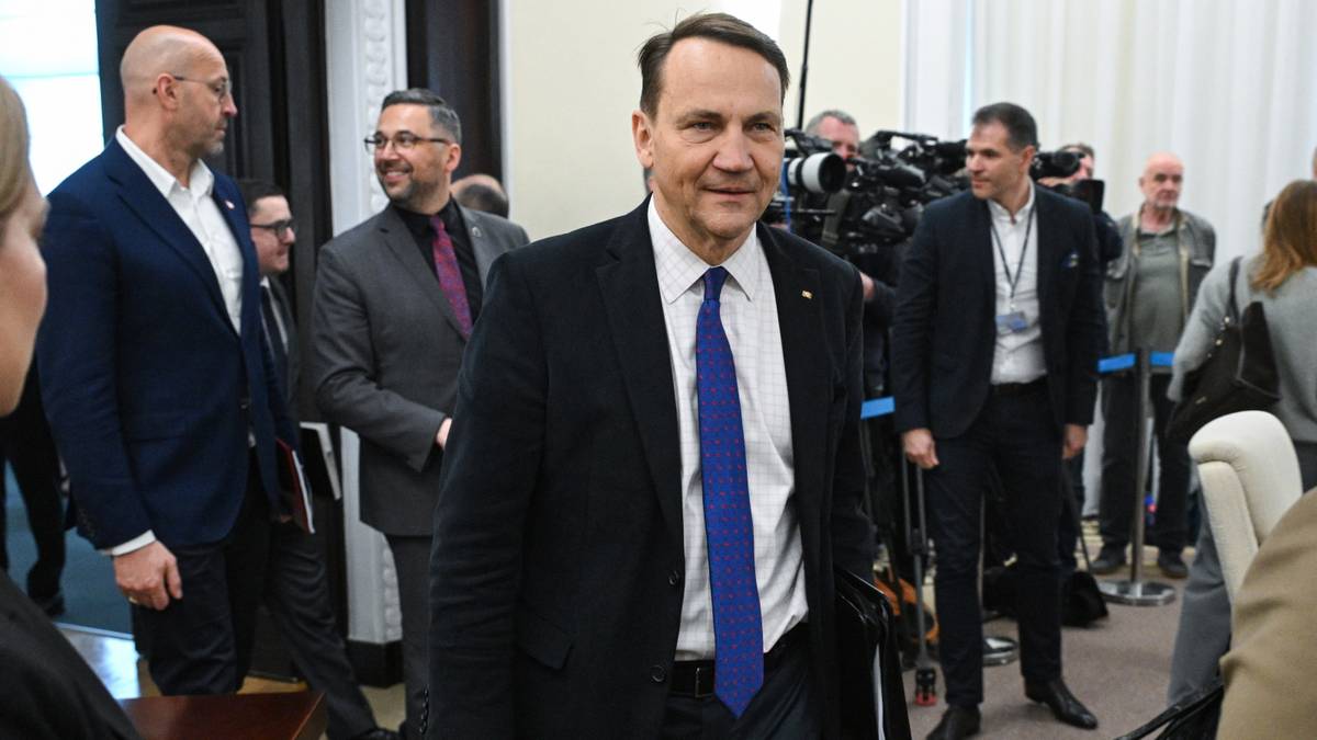 Rosja nakazuje dyplomatom opuszczenie Kijowa. Jest reakcja polskiego MSZ