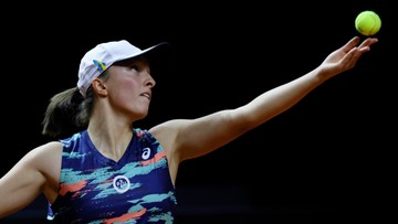WTA w Stuttgarcie: Świątek po ciężkim boju w finale! (WIDEO)