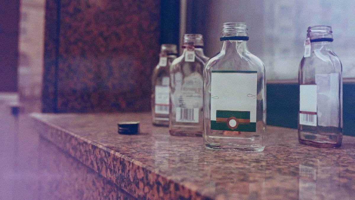 "Chlał codziennie". W Sejmie barwna debata o ograniczeniu alkoholu