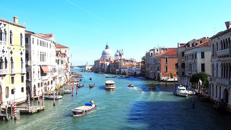 Ograniczenia w tworzeniu miejsc noclegowych w Wenecji. Jest za dużo turystów