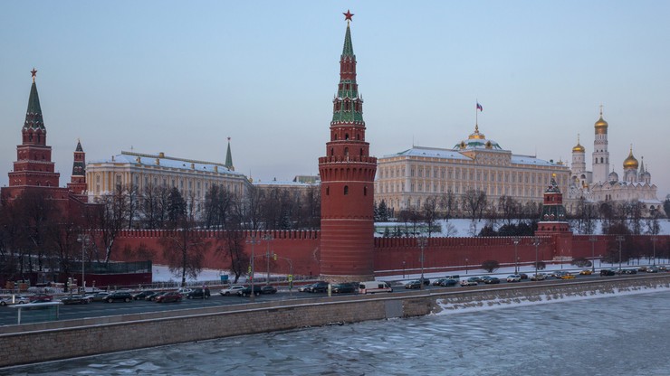 "Biały Dom przejawia niegodną mściwość". Kreml o sankcjach wobec Rosjan