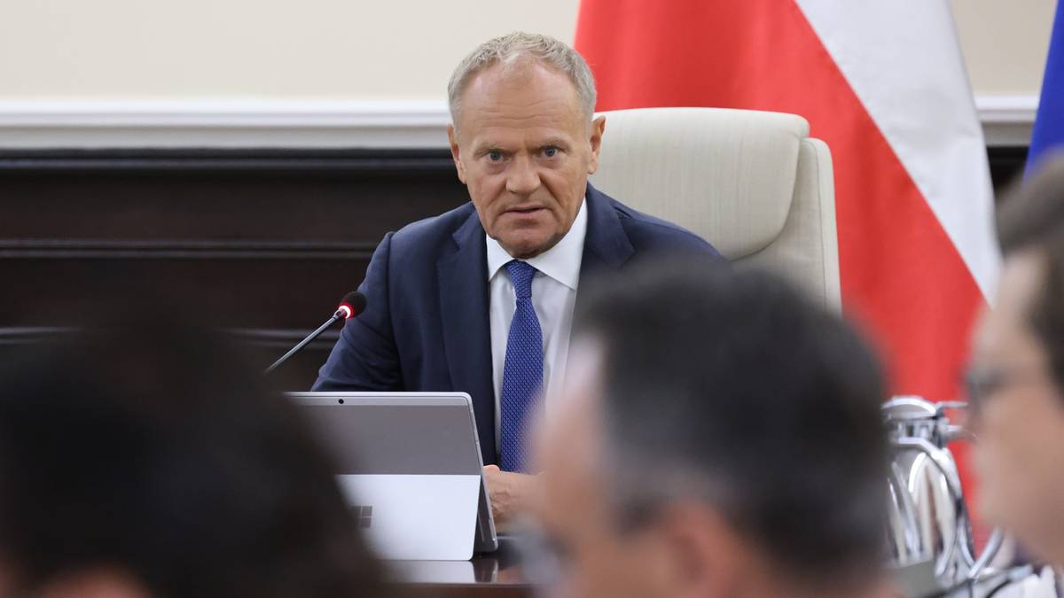Tusk wskazał na Nawrockiego. "Nie chcę się znęcać"
