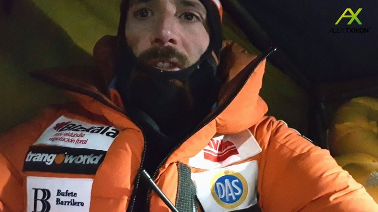 Alex Txikon zrezygnował z wejścia na Mount Everest. "Jest bardzo niebezpiecznie"