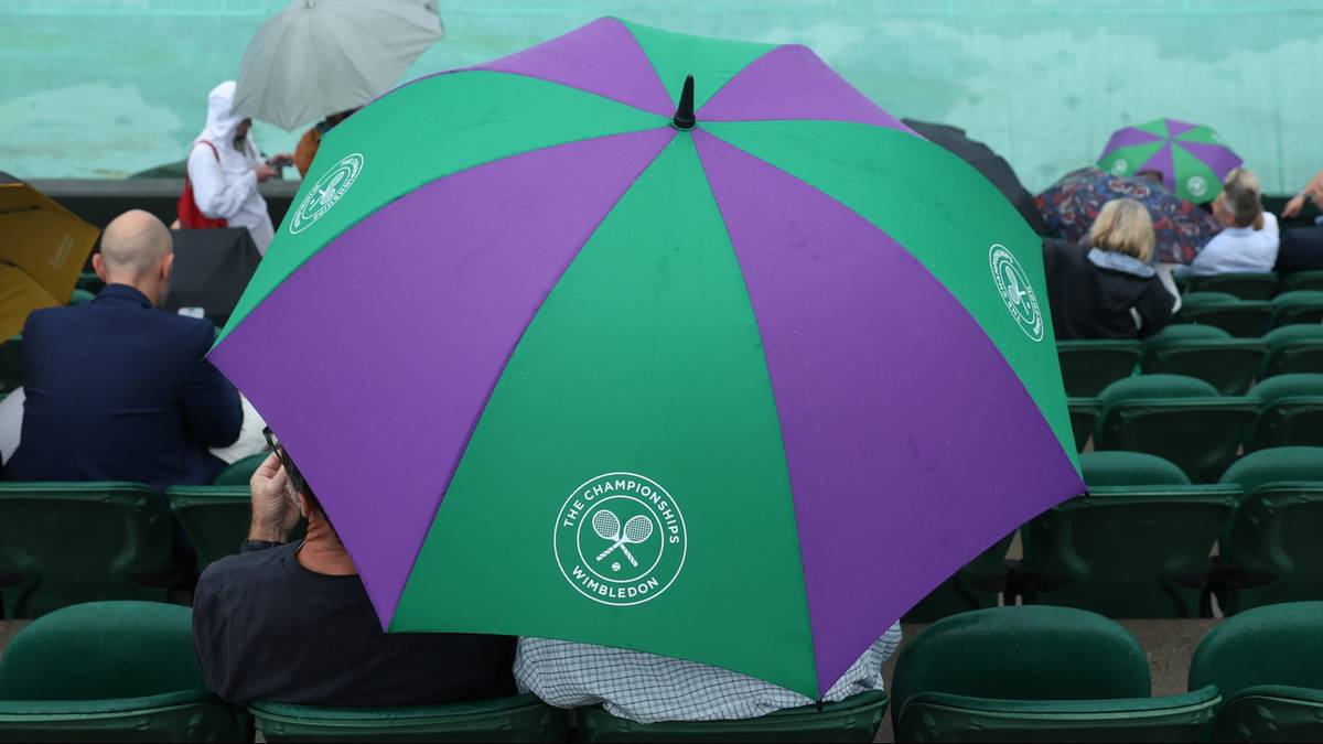 Pada na Wimbledonie. Mecze przerwane