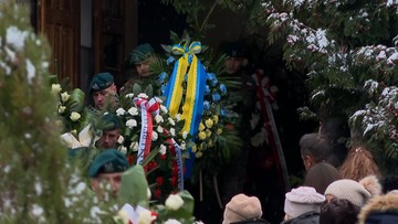 Pogrzeb jednej z ofiar wybuchu rakiety w Przewodowie. Wieńce od władz Polski i Ukrainy