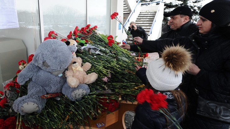 Na lotnisku w Rostowie zakończono operację poszukiwawczo-ratunkową po katastrofie Boeinga