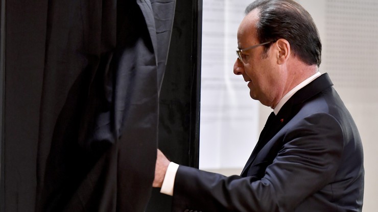 Hollande do ministrów: zróbcie, co się da, by Le Pen przegrała