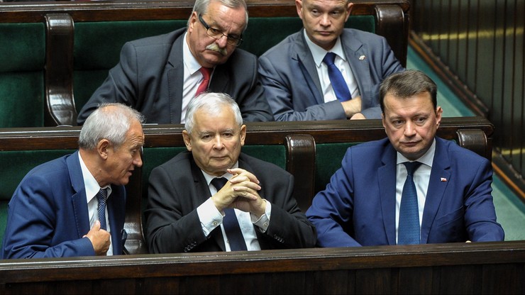 Kaczyński o reparacjach: w szeregach totalnej opozycji są ambasadorowie stanowiska Niemiec