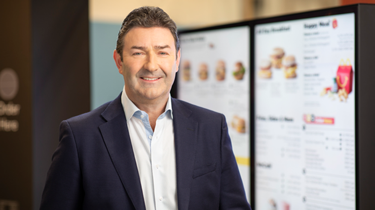 Były dyrektor generalny McDonald's poszedł na ugodę. Ma zwrócić spółce 105 mln dolarów