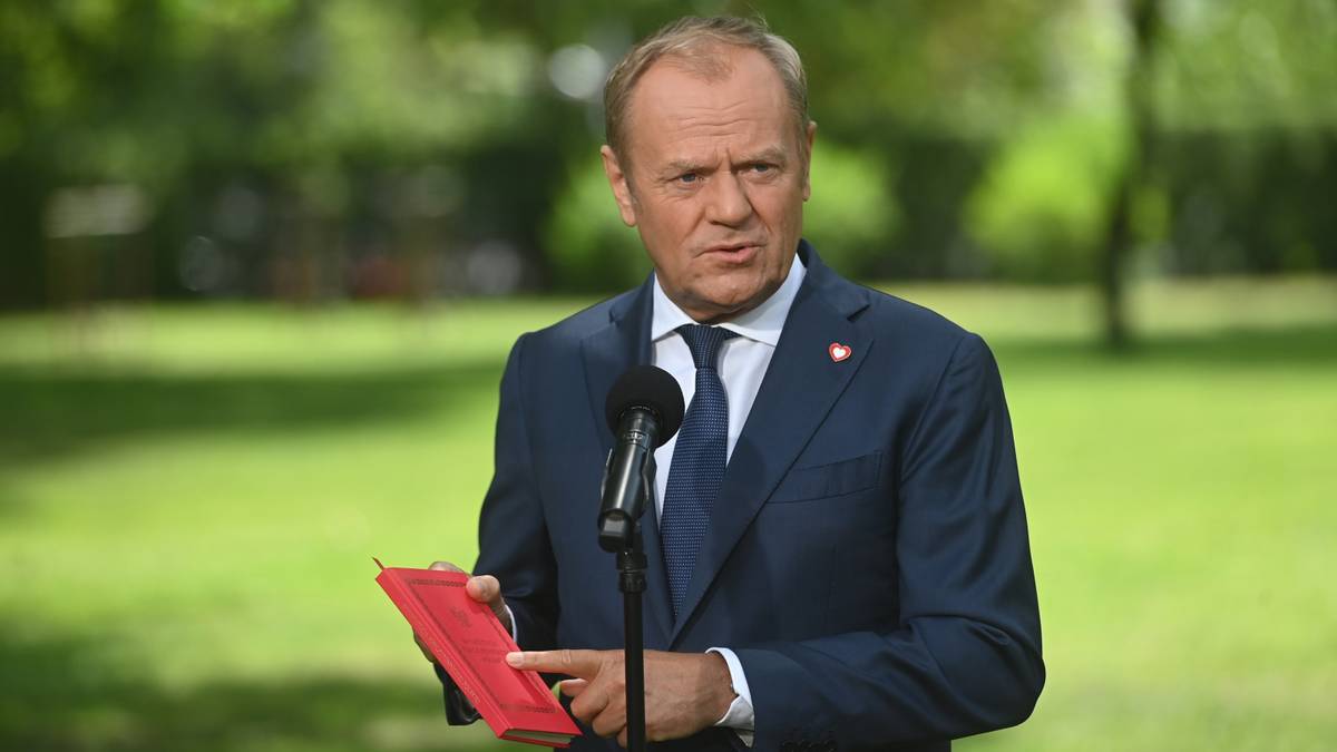 "Uczciwi nie mają się czego bać". Tusk pisze o "prawdziwym" wyniku wyborów