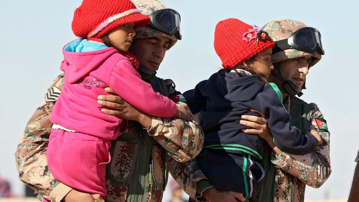 ONZ ostrzega: dzieciom uciekającym z Syrii grozi zamarznięcie