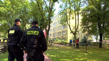 Niekontrolowany wybuch w bloku w Warszawie. Saperzy sprawdzali podejrzany pakunek