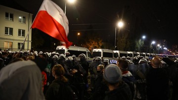 Manifestacja przed domem Kaczyńskiego. Protesty w wielu polskich miastach