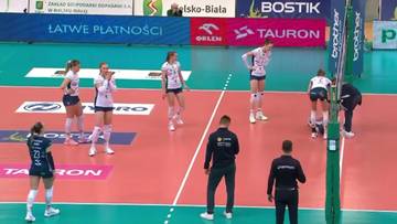 Pechowa kontuzja. Polska siatkarka została odwieziona do szpitala (WIDEO)