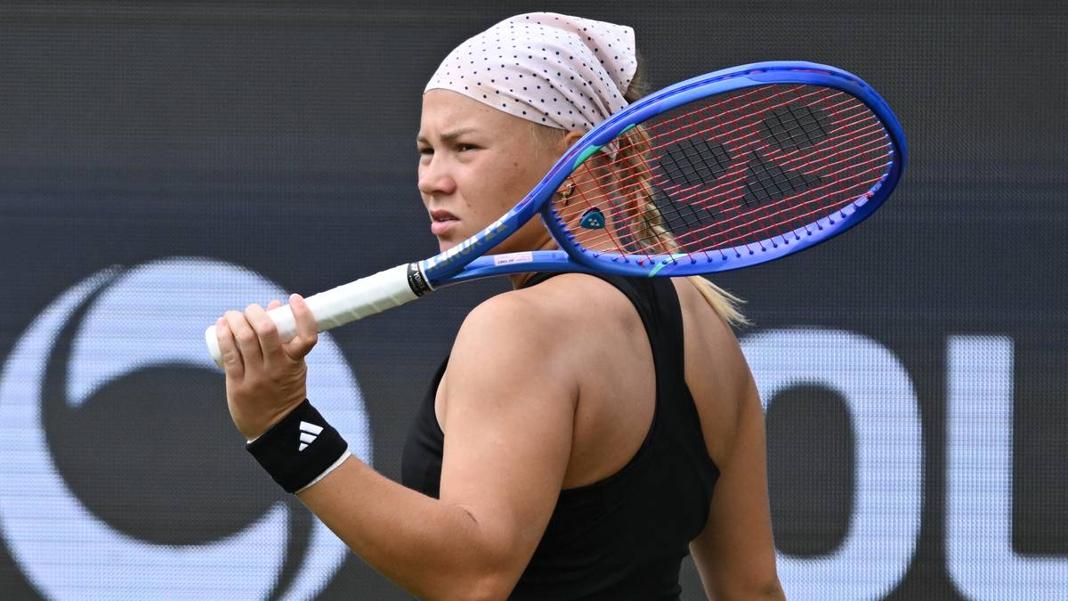Niespodzianka goni niespodziankę! Faworytka wygrała zaledwie pięć gemów i odpadła z Wimbledonu