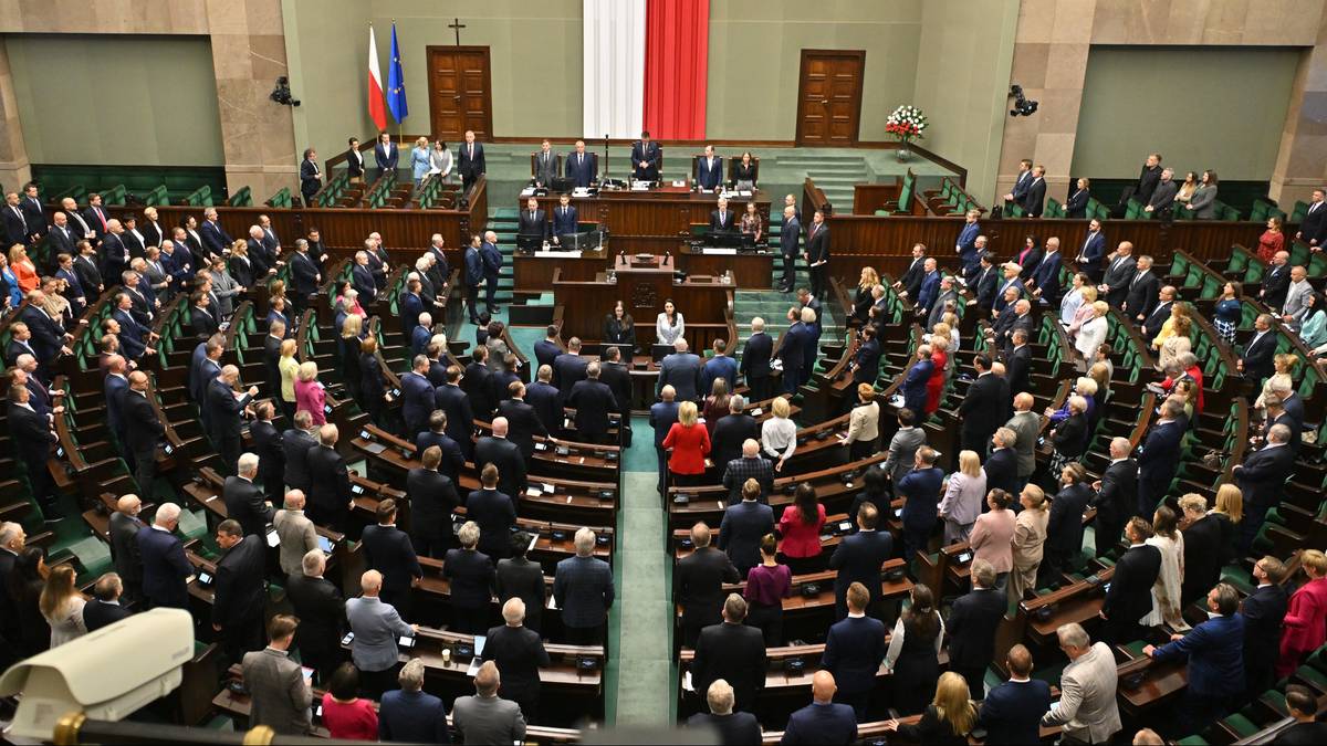 Przewrót w najnowszym sondażu. Taki Sejm wybraliby Polacy