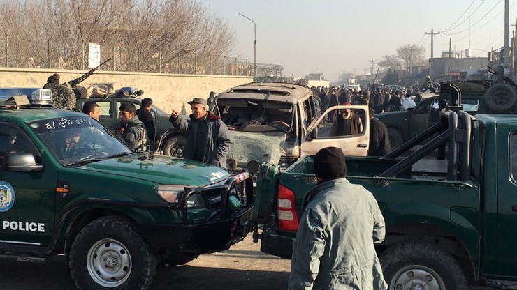 Zamach samobójczy niedaleko lotniska w Kabulu. Jedna osoba nie żyje, 13 rannych