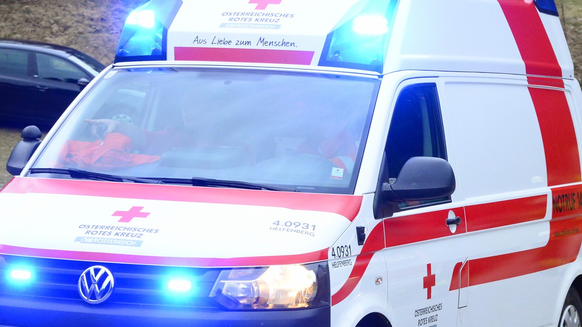 Austria. Wypadek minibusa. Nie żyją trzy osoby, w tym dziecko