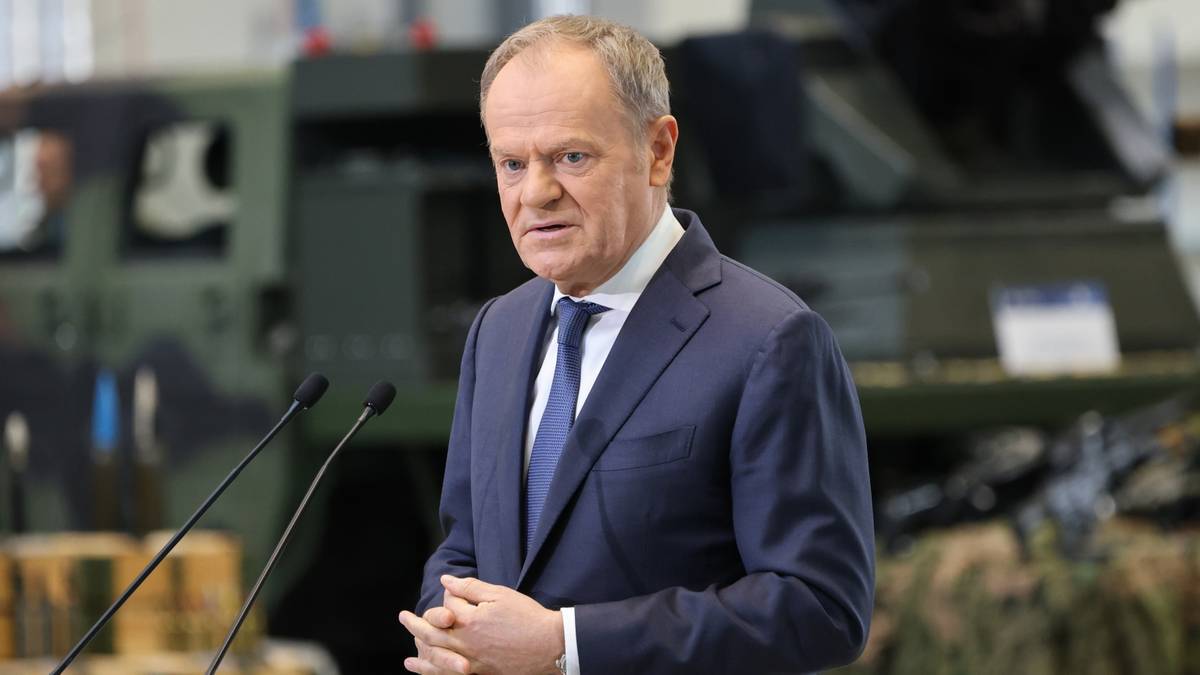 "Odebrałem meldunki". Donald Tusk reaguje po ataku na Iran