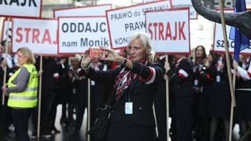 LOT z powodu strajku odwołał rejsy: z Warszawy do Krakowa i powrotny