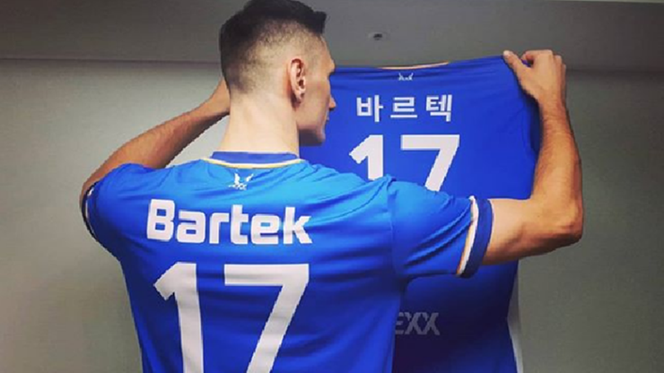 Szok! Bartosz Krzysiek stracił miejsce w koreańskim klubie