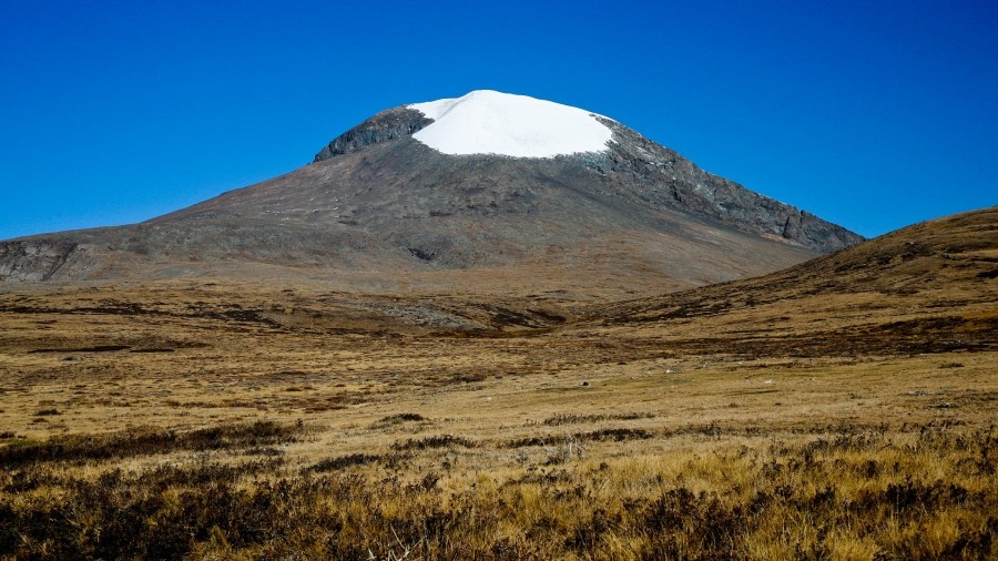 Wulkan Otgontenger uul w Mongolii. Fot. Wikipedia.