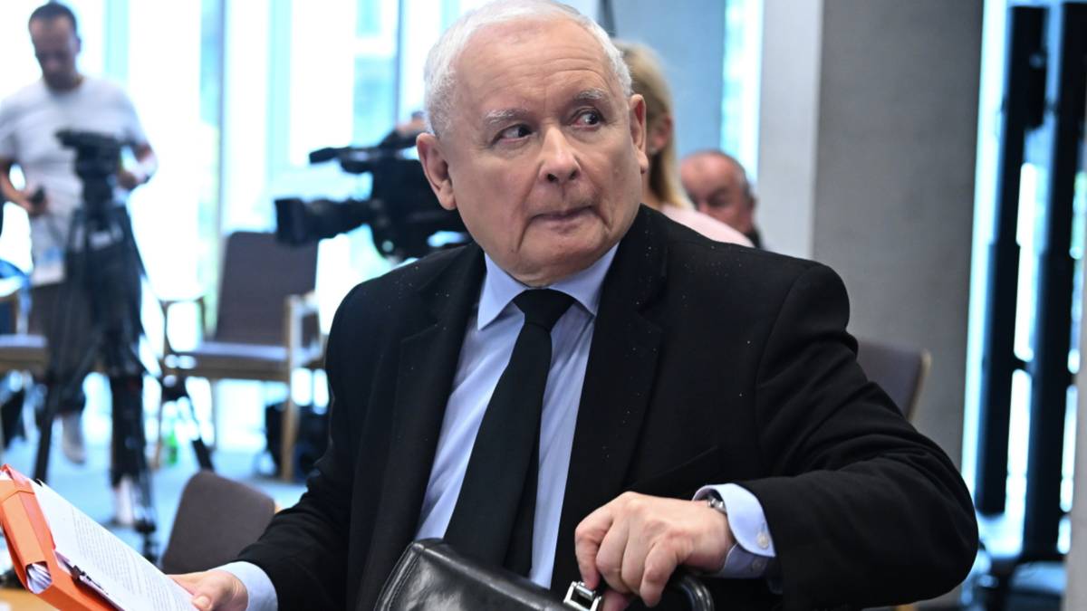 Jarosław Kaczyński przed komisją. Posłanka nie wytrzymała po uwadze prezesa PiS [ZAPIS RELACJI]