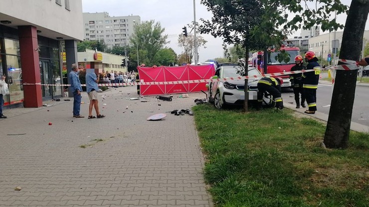 Nie żyje kobieta potrącona przez bmw przy przejściu dla pieszych w Warszawie